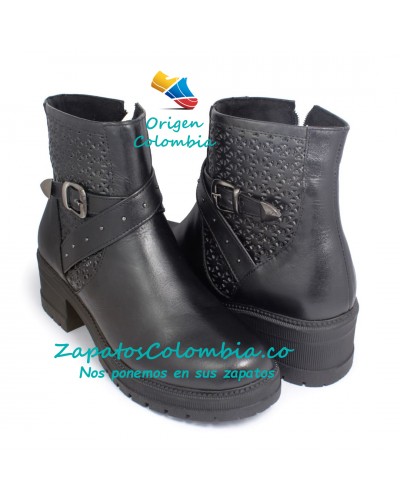 Bota en Cuero Negro, Moderna y Casual para Dama, 2534-1025-1