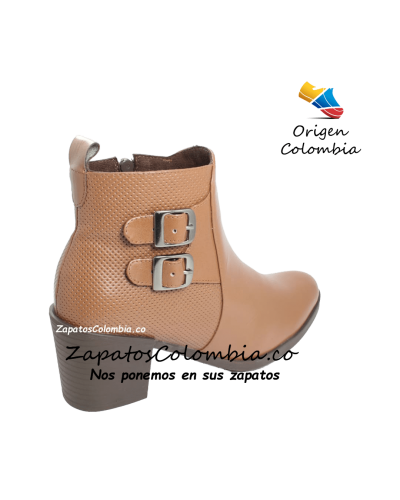 Bota Clásica y Tradicional en cuero para Dama Tacón 5.5 Cuero Miel Dama, 2518-0986, Elegante y Suave.